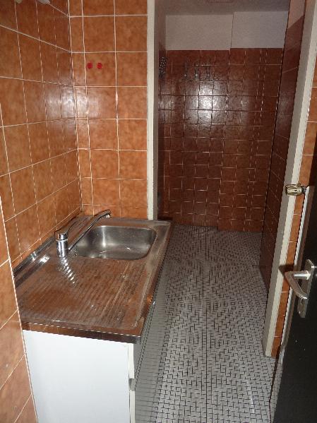 Teek�che Ladenlokal Bonn