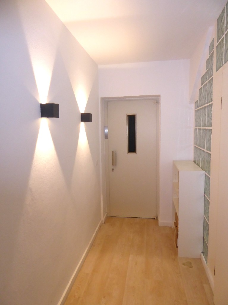 Flur mit Lift - direkt in die Etage B�rohaus Bonn