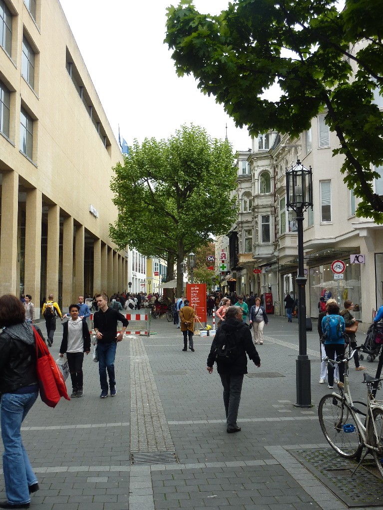 Blick in die Poststra�e Ladenlokal Bonn